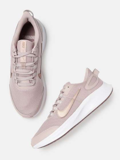 nike heels Peachpuff