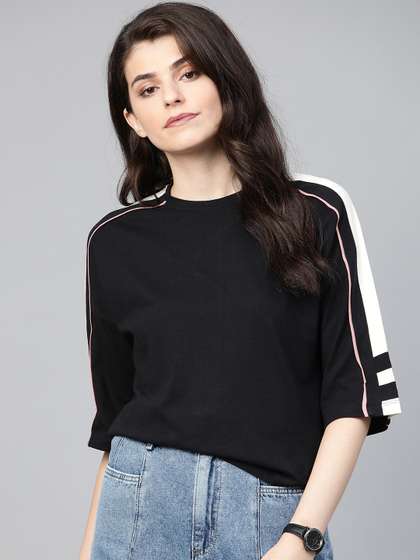 Roadster Women Black
                        Solid Round Neck Relaxed Fit T-shirt