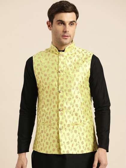 SOJANYA Men Embroidered Nehru Jacket