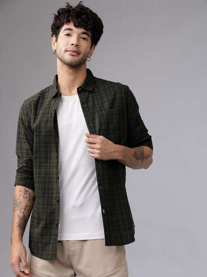 HIGHLANDER Men Olive
                      Green & Black Slim Fit Checked Casual Shirt