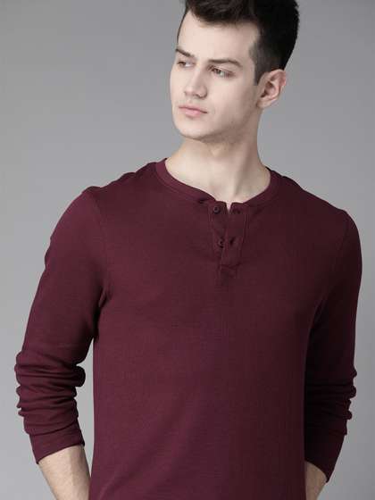 Roadster Solid Henley Neck T-shirt
