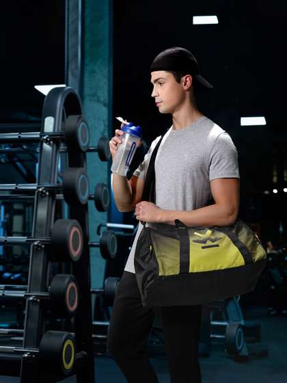 Price History of Wildcraft Unisex Brand Logo Numeric Print