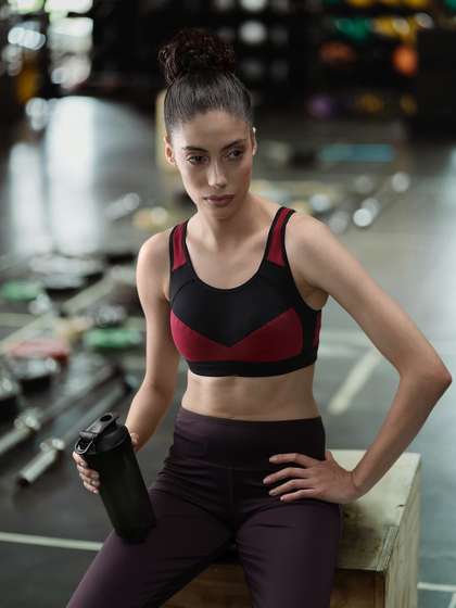 Van Heusen Women
                      Cotton Light Padded Racerback Sports Bra Medium
                      Impact Slip-On