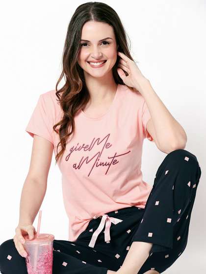 Zeyo Women
                        Peach-Coloured & Navy Blue Printed Night
                        suit