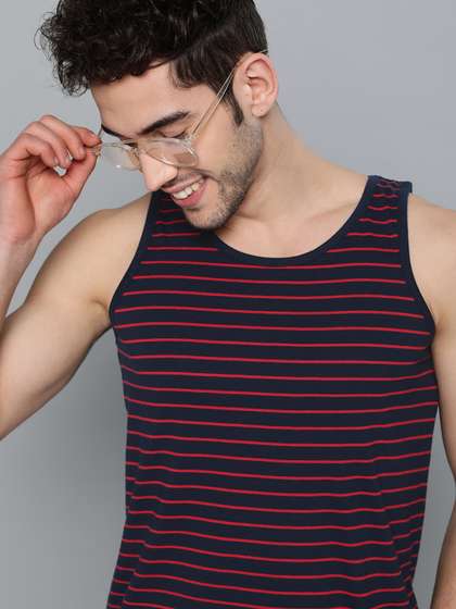 Mast & Harbour Men Navy Blue & Red Cotton Striped Round Neck T-shirt