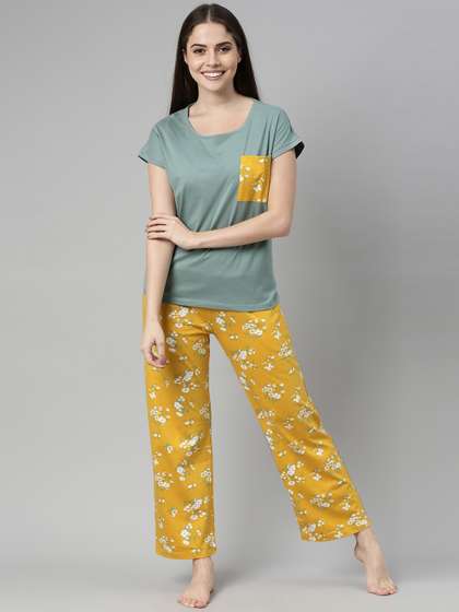 Mast & Harbour
                        Women Green & Yellow Printed Night Suit