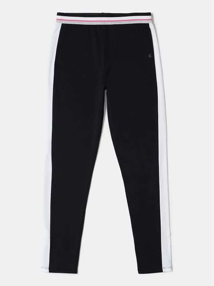 Jockey Girls Cotton
                      Slim Fit Leggings with Ultrasoft and Durable
                      Waistband-AG34