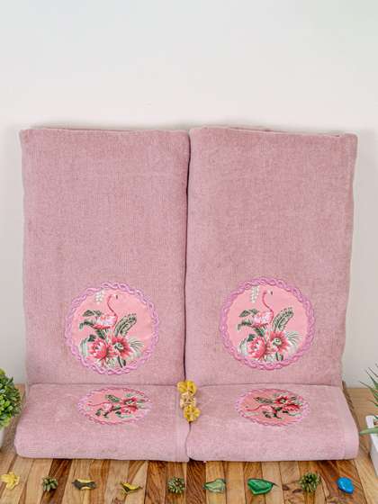 RANGOLI Unisex Set Of 4 Purple & Pink Appliqued 450 GSM Towels