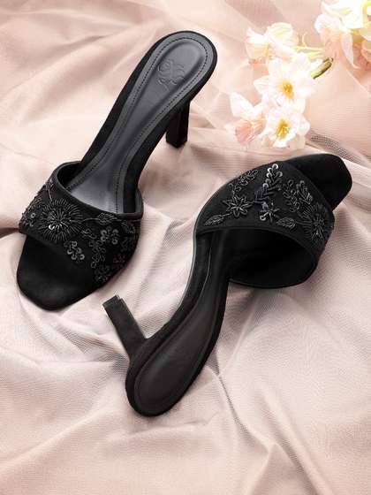 House of Pataudi
                        Women Black Western Embellished Handcrafted
                        Heels