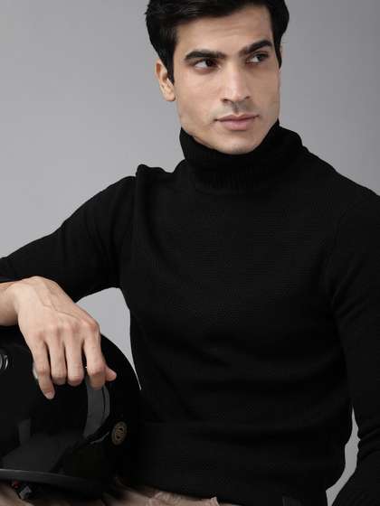 Roadster Men Black
                      Pullover