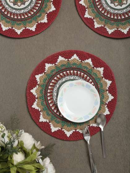 HOSTA HOMES Green & Red Set of 6 Printed Round Table Placemats