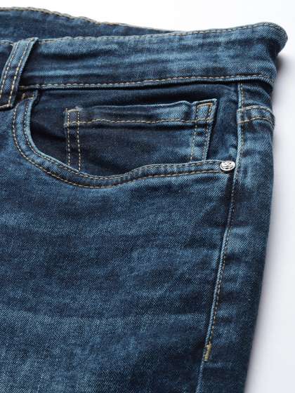 WROGN Men Blue Slim Fit Heavy Fade Stretchable Jeans
