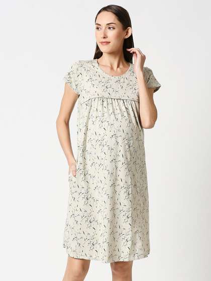 AV2 Off White
                          & Olive Printed Maternity T-Shirt
                          Nightdress