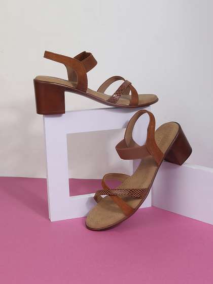 Metro Womens Brown
                        Crossed Strap Block Heel Sandal