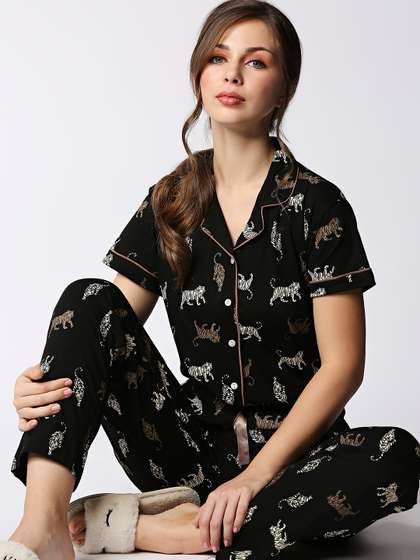 I like me Women
                          Black Pure Cotton Printed Night Suit