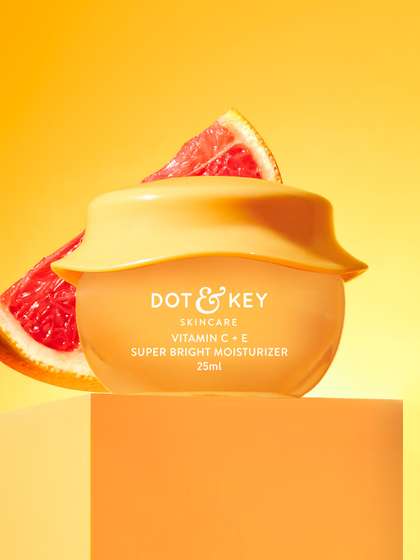 DOT & KEY
                        Vitamin C+E Oil-Free Moisturizer For Glowing
                        Skin & Fades Dark Spots - 25ml