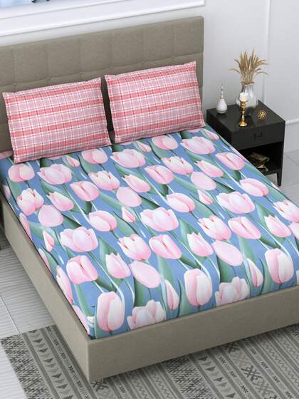 DREAM WEAVERZ Multi Floral Printed 240 TC Pure Cotton Queen Bedsheet with 2 Pillow Covers