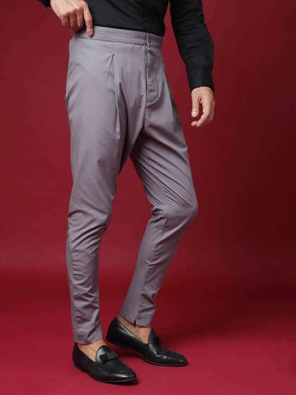 RARE RABBIT Men Grey
                        Plain Slim Festive Pajama