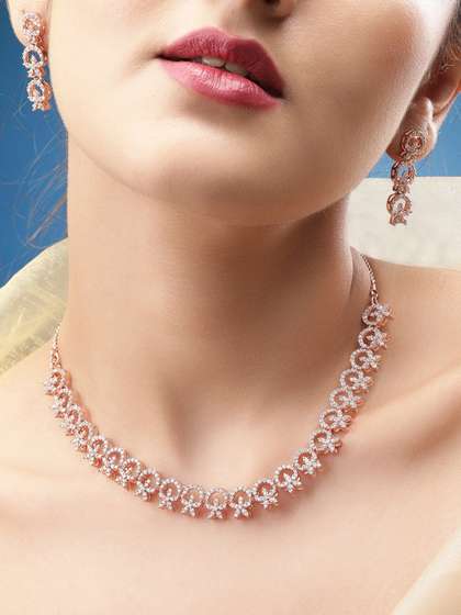 Rubans Rose
                        Gold-Toned White CZ-Studded Handcrafted
                        Jewellery Set