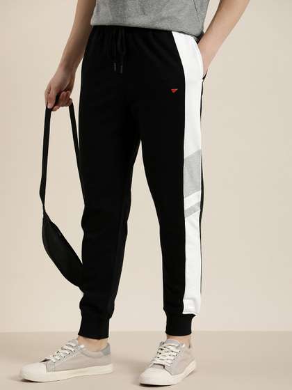 Invictus Indoor Men Solid Mid-Rise Regular Joggers With Contrast Side Panels
