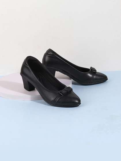Mochi Womens Black
                          Comfort Pumps with Bow