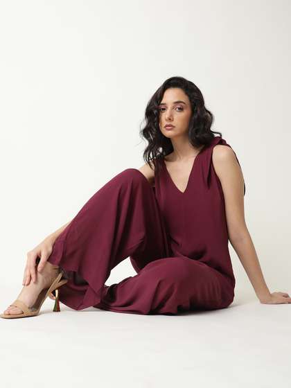 RAREISM Women Maroon Plain Tailored Fit Sleeveless V-Neck Jumpsuit