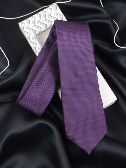 Kavove Men Purple Woven
                    Design Broad Tie