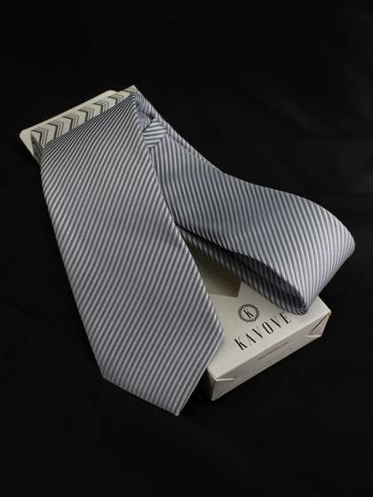 Kavove Men Silver-Toned
                    Striped Broad Tie