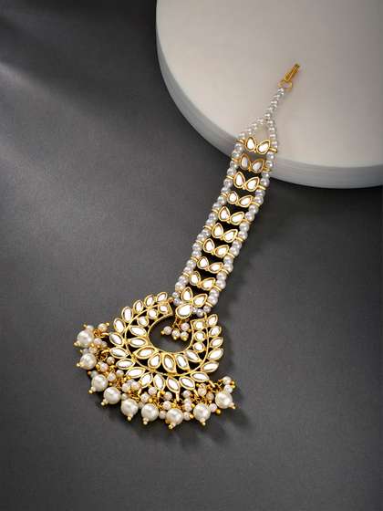 Peora Gold Plated
                          White Kundan Stone Studded Chandbali Design
                          Dangling Maang Tikka