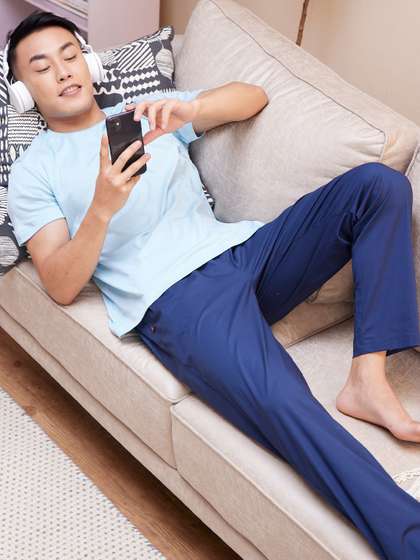 DAMENSCH Men Solid
                          Navy Blue Stretch Cotton Tapered Woven Lounge
                          Pants