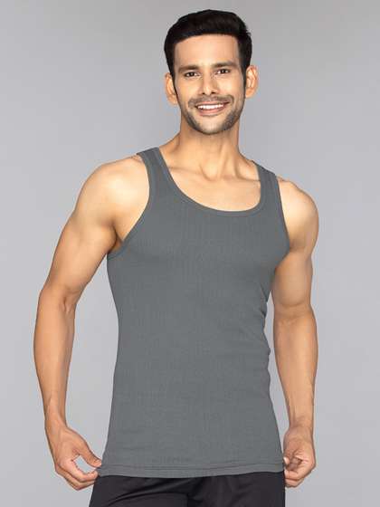 XYXX Men Solid
                          Nova Super Combed Cotton Grey Round Neck
                          Innerwear Vest