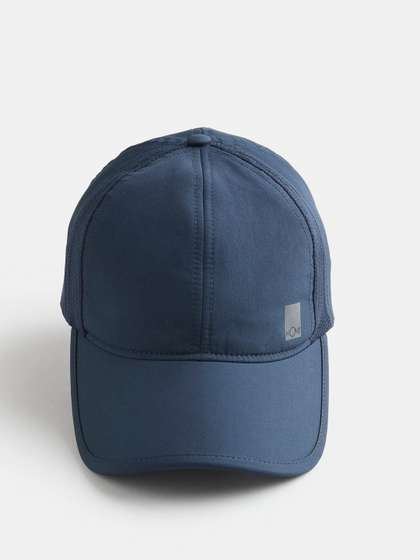 Jockey Solid Cap with
                      Adjustable Back Closure and StayDry
                      Technology-CP21