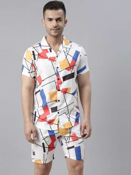 Bushirt Men White
                          & Blue Printed Night suit