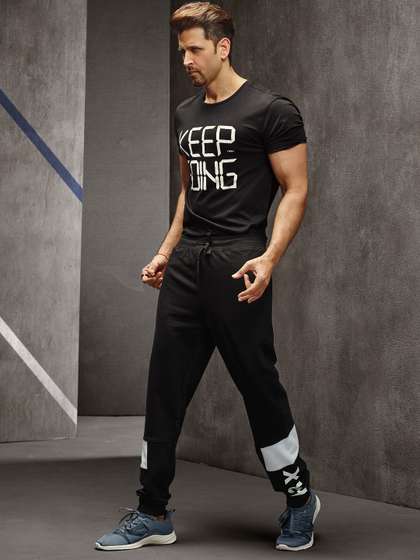 HRX by Hrithik Roshan Men Black Typography Printed Cotton T-shirt