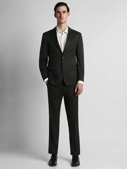 Peter England Men
                      Black Solid Single-Breasted Two-Piece Formal Suit