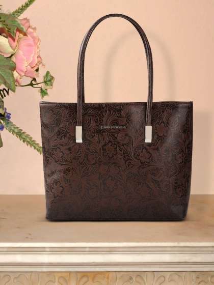 Price History of Lino Perros Ethnic Textured Laptop Bag from Myntra 111 7193615