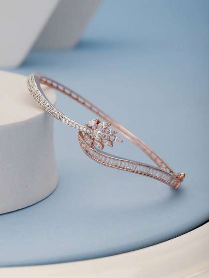 Saraf RS Jewellery
                        Women Rose Gold & White Brass American
                        Diamond Bracelet