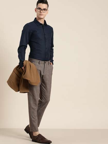 INVICTUS Men Slim
                        Fit Formal Shirt