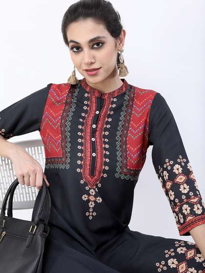 Vishudh Women Black Geometric Thread Work Kurta