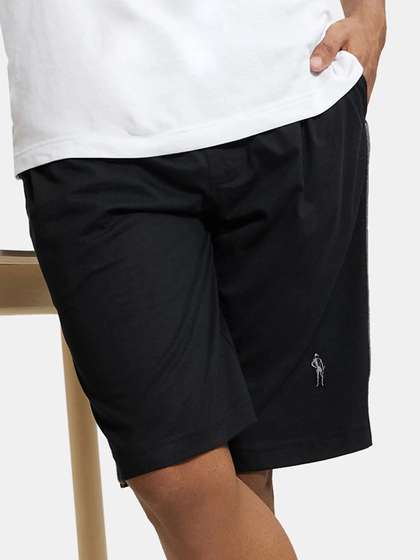Jockey Combed Cotton
                        Rich Shorts with Side Pockets-9426