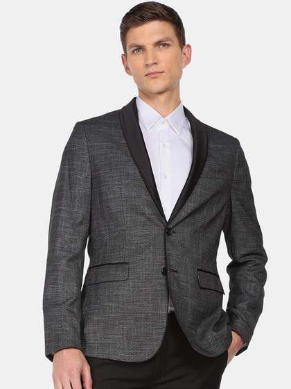 Arrow Men Black
                        Solid Single Breasted 2-Piece Suits