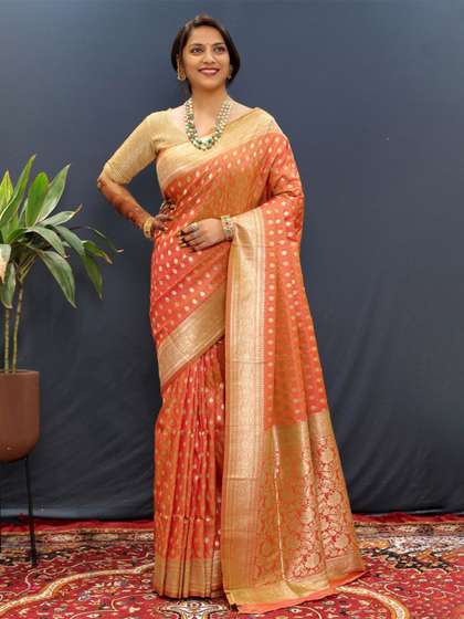 Royal Rajgharana
                        Saree Woven Design Zari Banarasi Sarees