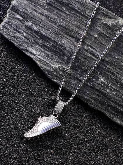 French Accent Men
                    Silver-Plated Pendant With Chain