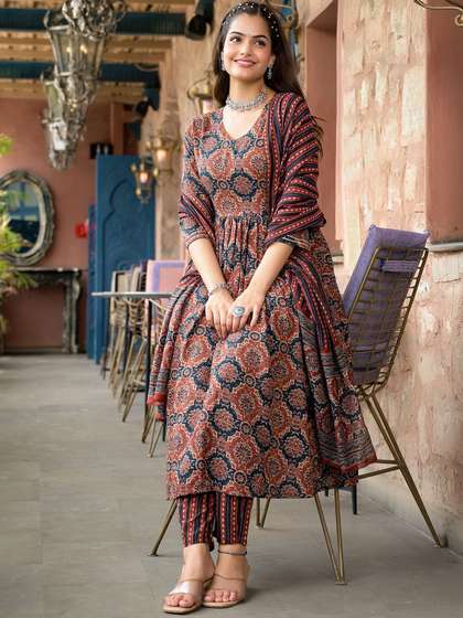 KALINI Ethnic Motif Printed Kurta Set