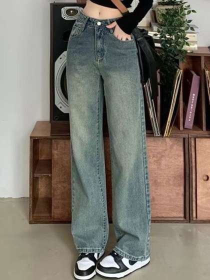 StyleCast Women Wide Leg Mid-Rise Light Fade Denim Jeans