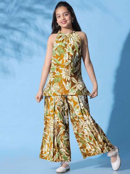 FASHION DREAM Printed
                    Halter Neck Sleeveless Top With Palazzo