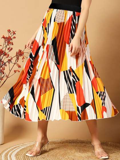 Femvy Printed Flared Midi Skirts