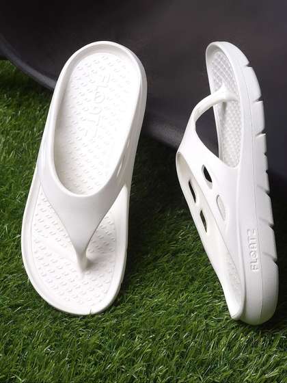 Floatz by Bata Men
                    Lightweight Flip-Flops