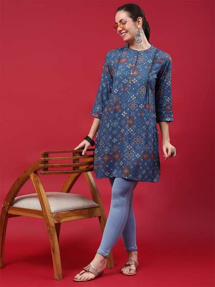 Shree Geometric Printed Liva Kurti