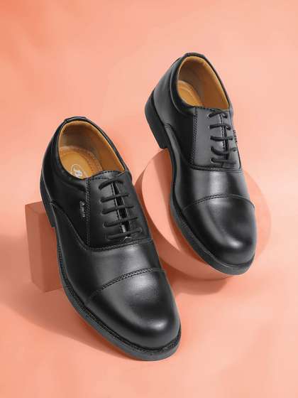 Bata Men Lace-Up
                        Formal Oxfords